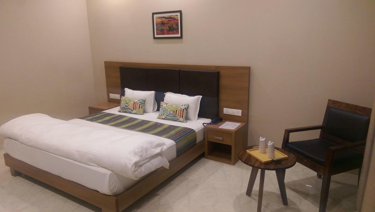 The Premier Hotel Kota  Exterior photo